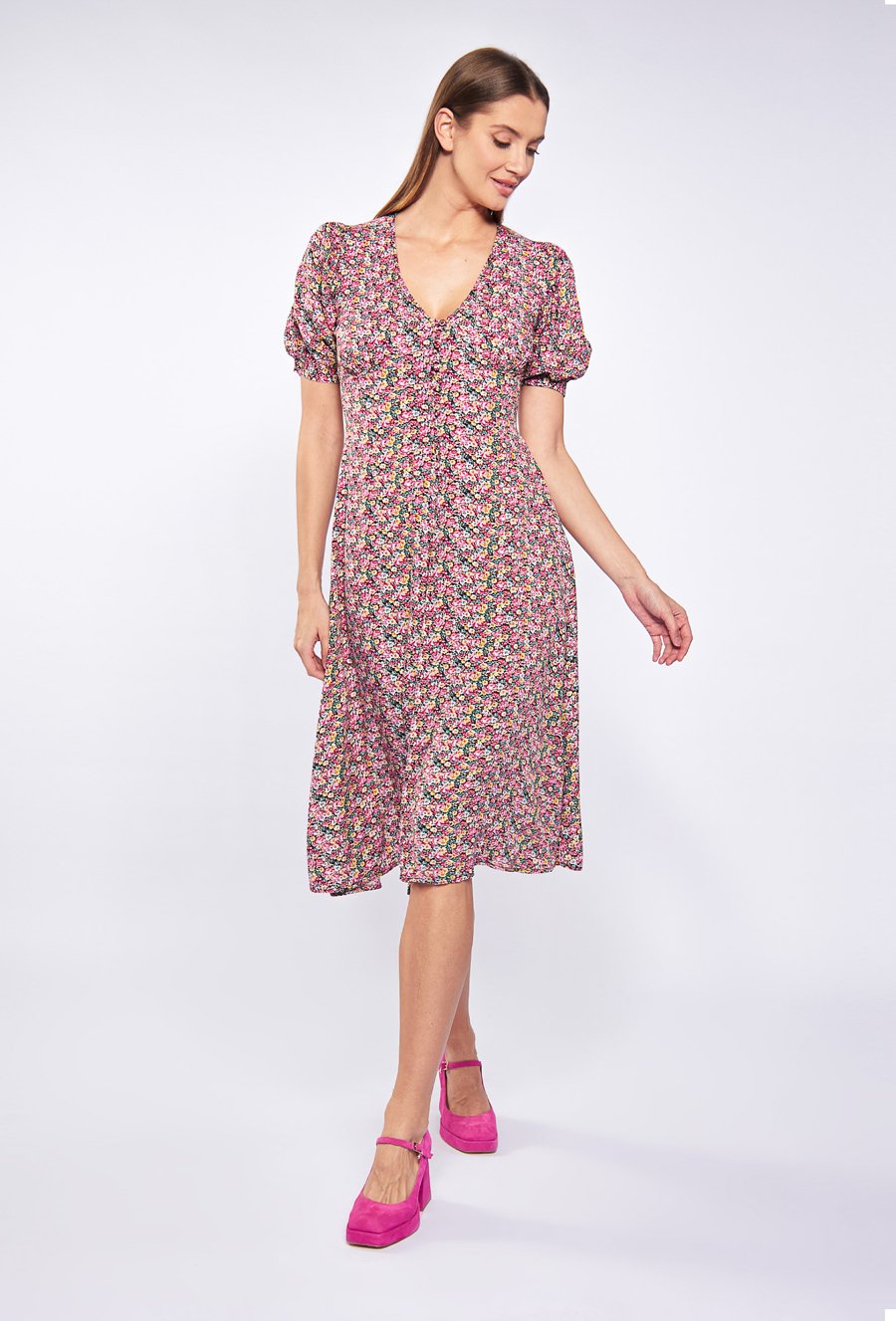 Sukienka midi w kwiaty