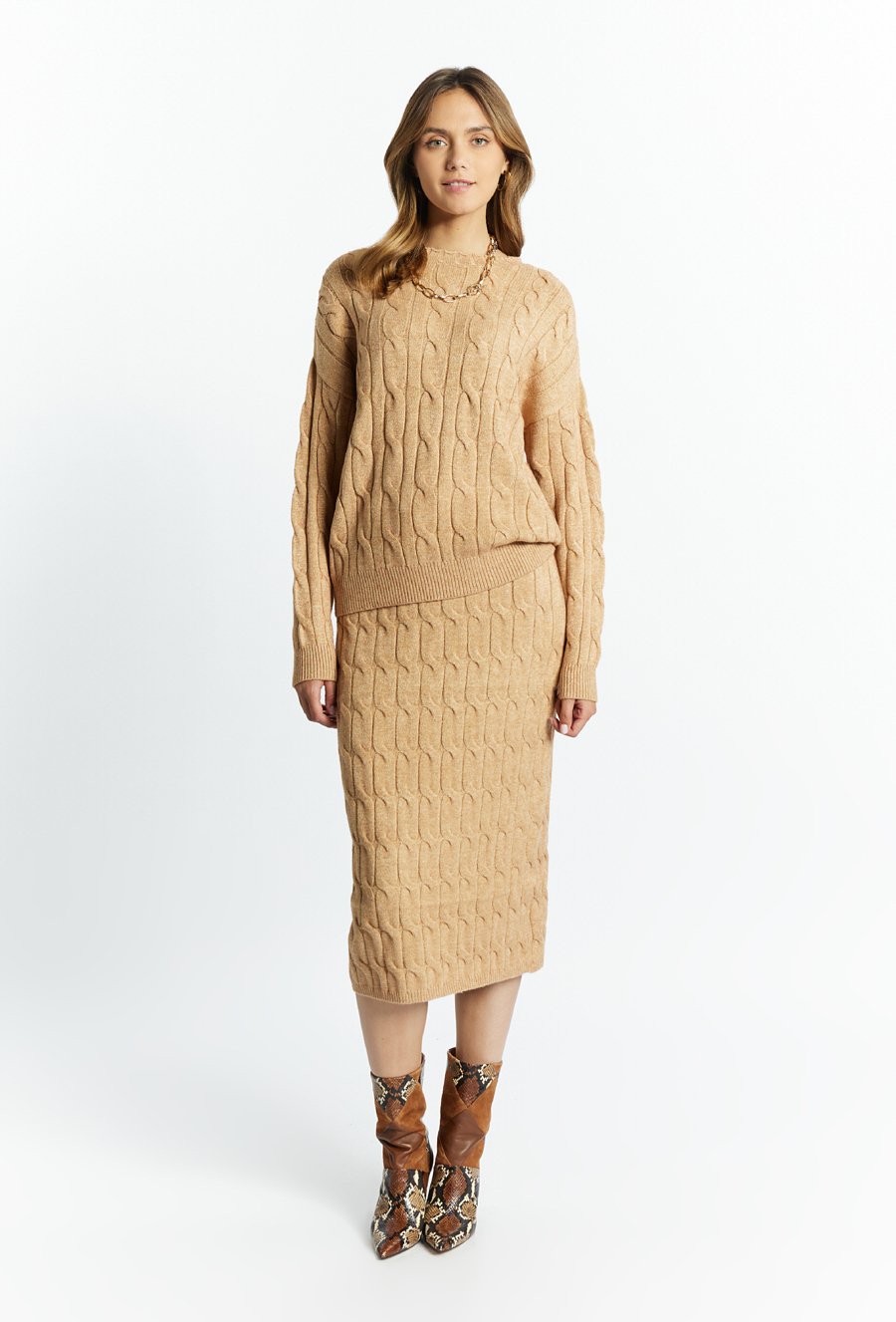 Sweter damski ze splotem