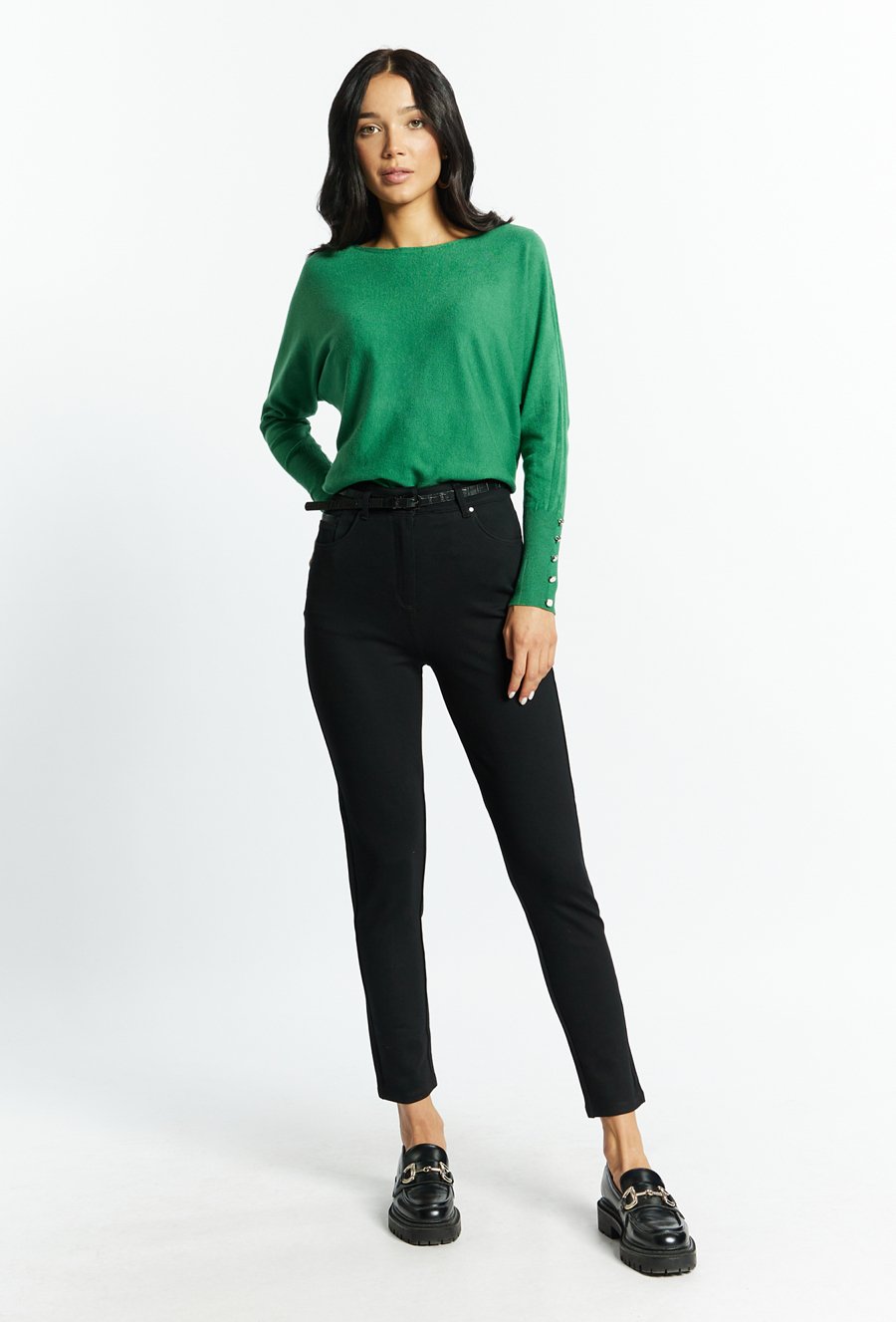 Materiałowe spodnie z paskiem