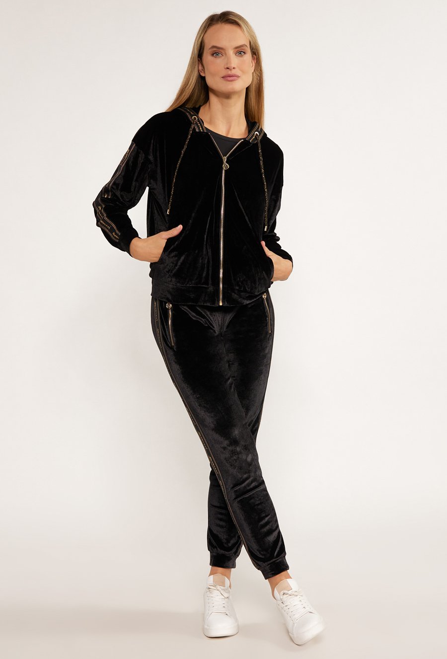 Welurowa bluza zapinana na suwak