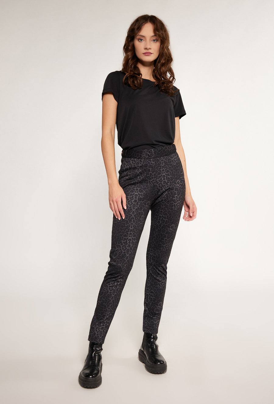 Wzorzyste legginsy damskie