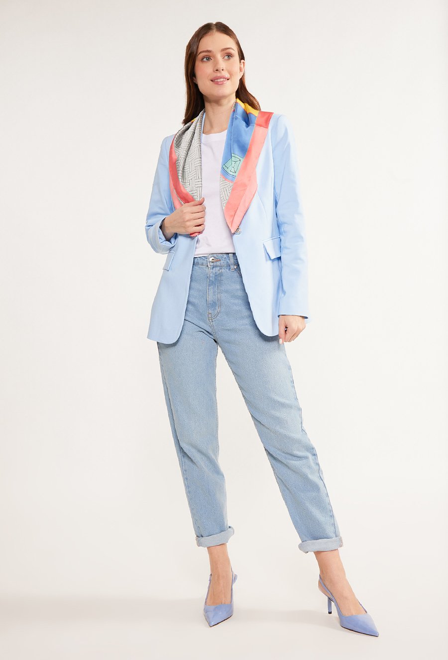 Wielobarwna apaszka w regularny wz&oacute;r