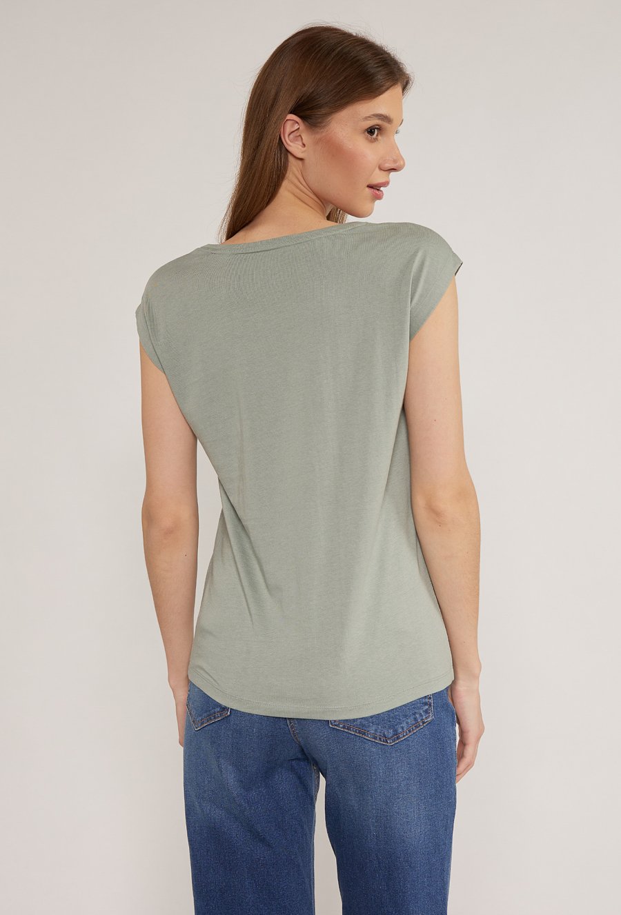 T-shirt damski z kwiecistym nadrukiem