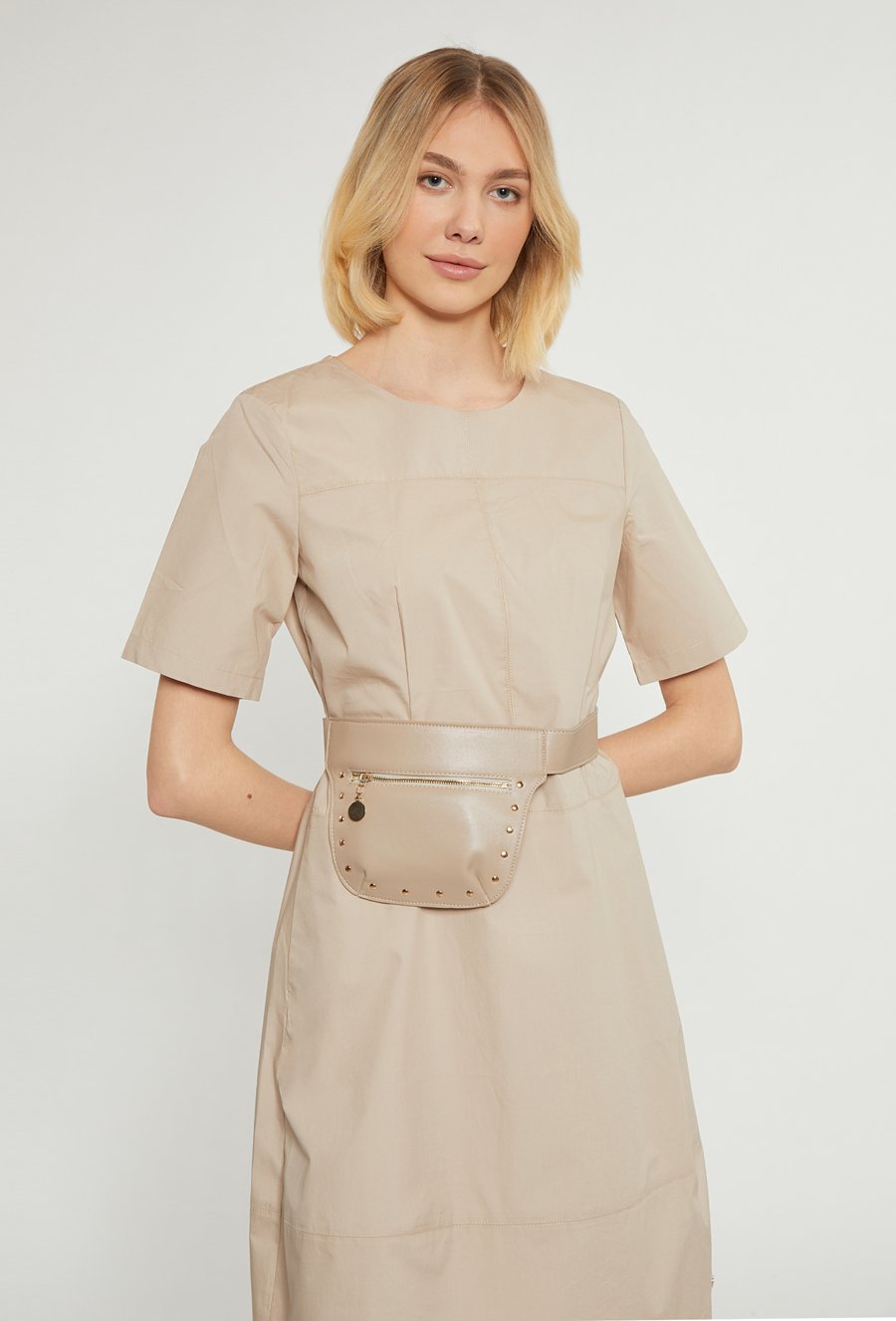 Bawełniana sukienka z kieszeniami