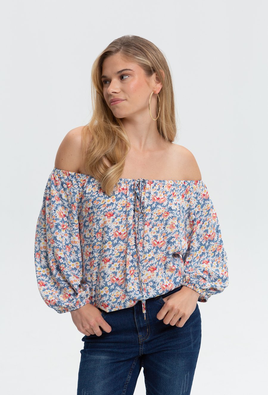 Wielobarwna bluzka typu hiszpanka