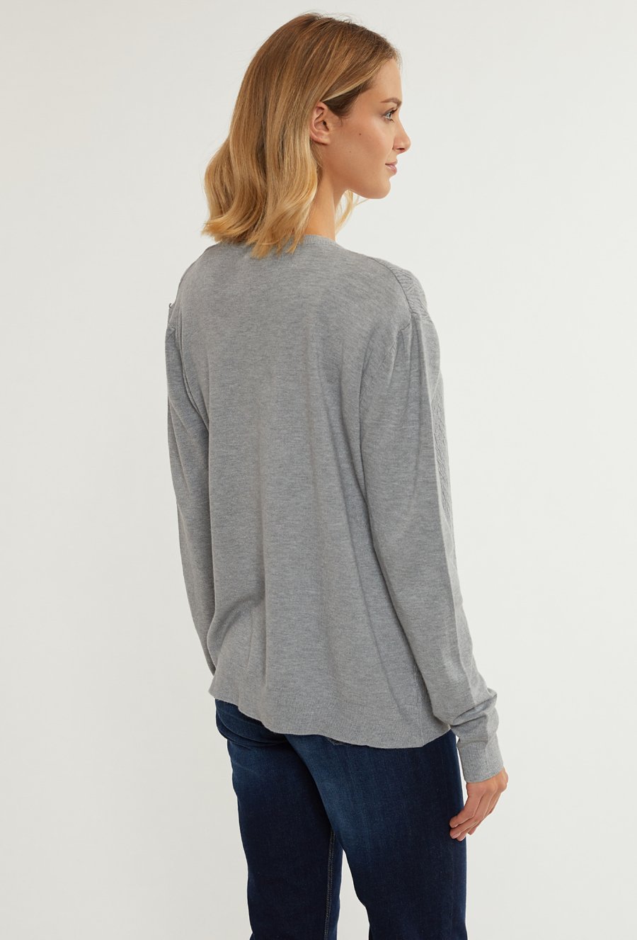 Prążkowany sweter damski