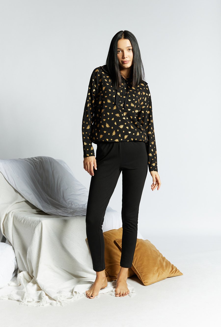 D&oacute;ł od piżamy z kieszonką z tyłu