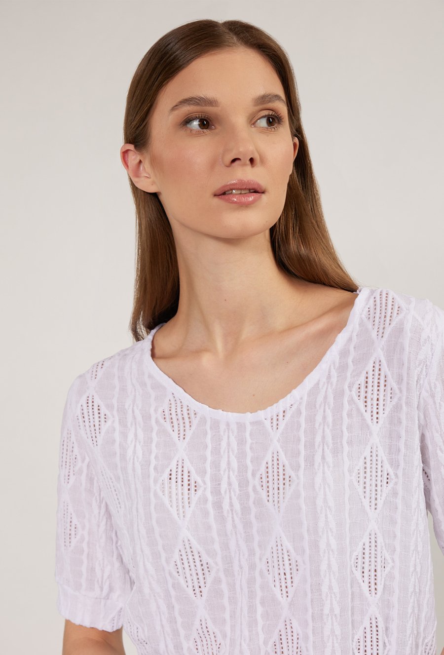 Ażurowa bluzka damska