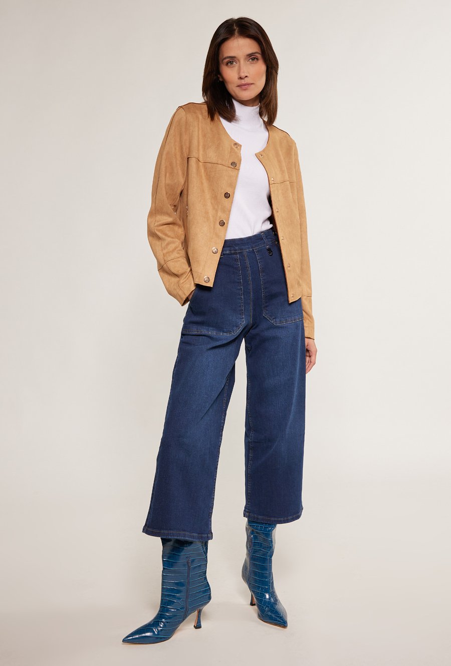 Zamszowy żakiet z kieszonkami