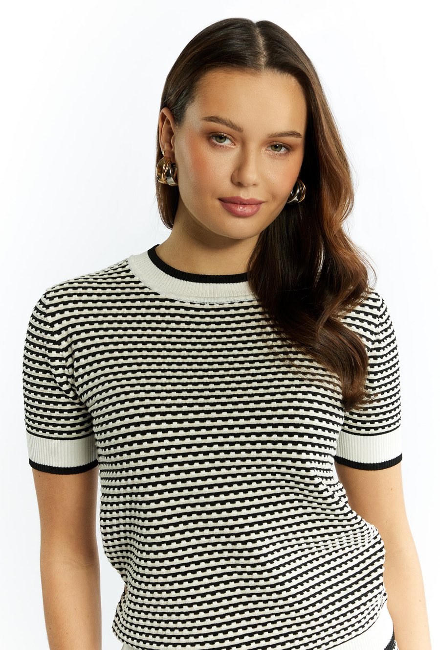 Wzorzysty sweter damski