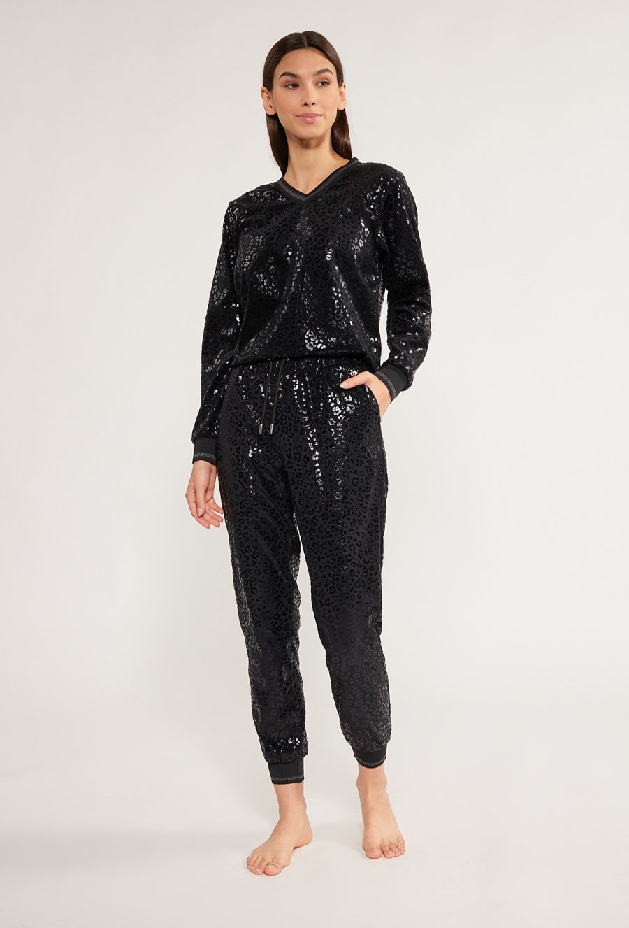 Dresowe spodnie z printem