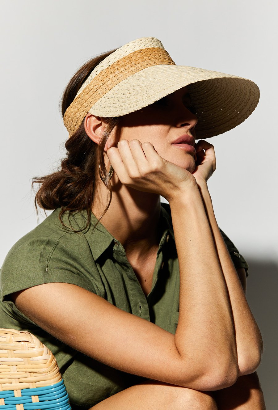 Pleciony daszek  z rafii