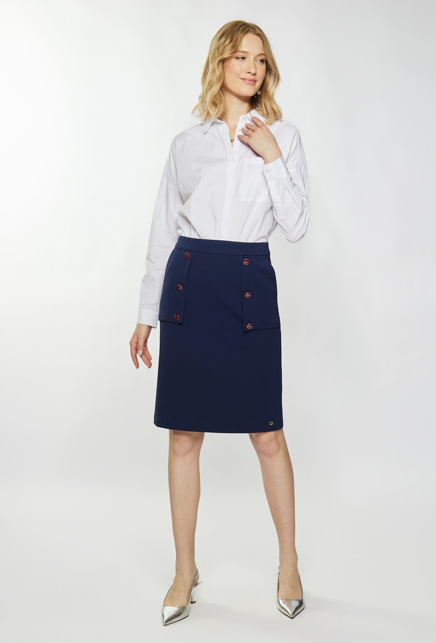 Oł&oacute;wkowa sp&oacute;dnica ze zdobieniem