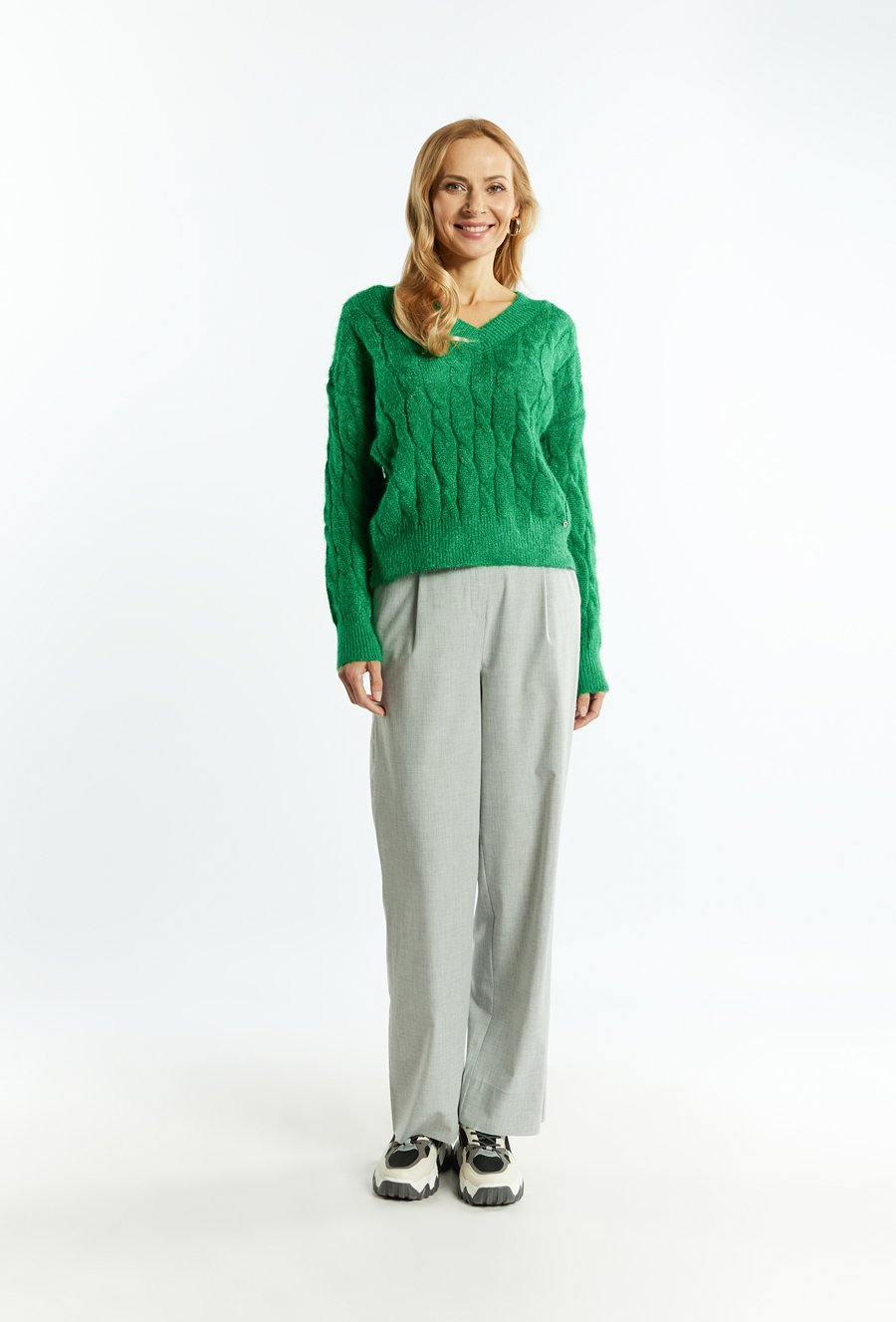 Sweter damski ze splotem