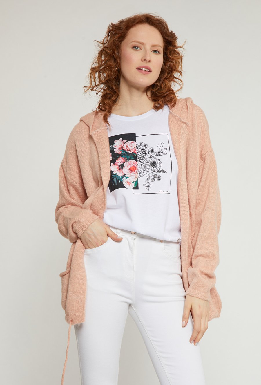 Sweter damski typu narzutka z kapturem