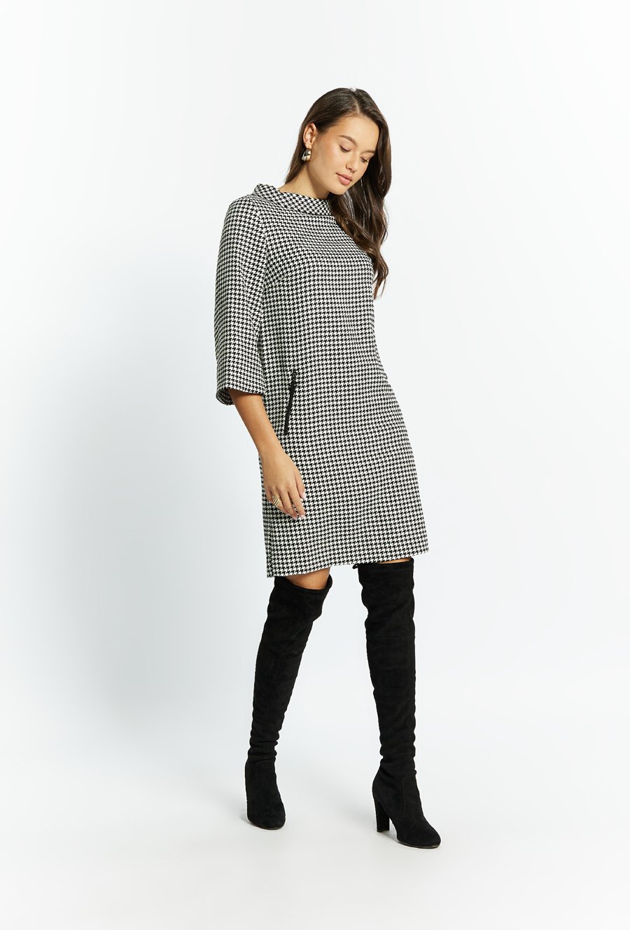 Sukienka damska z kieszonkami