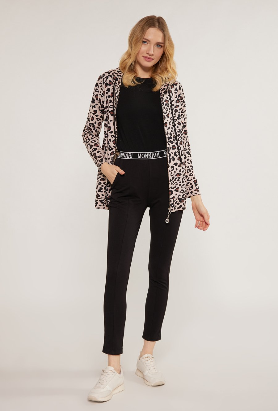 Wzorzysta bluza damska