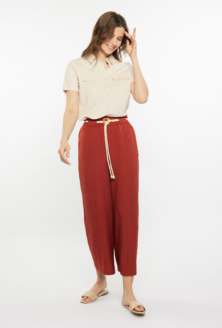 Spodnie damskie z paskiem