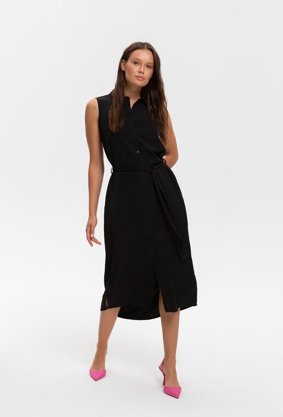 Sukienka koszulowa z kr&oacute;tkim rękawkiem