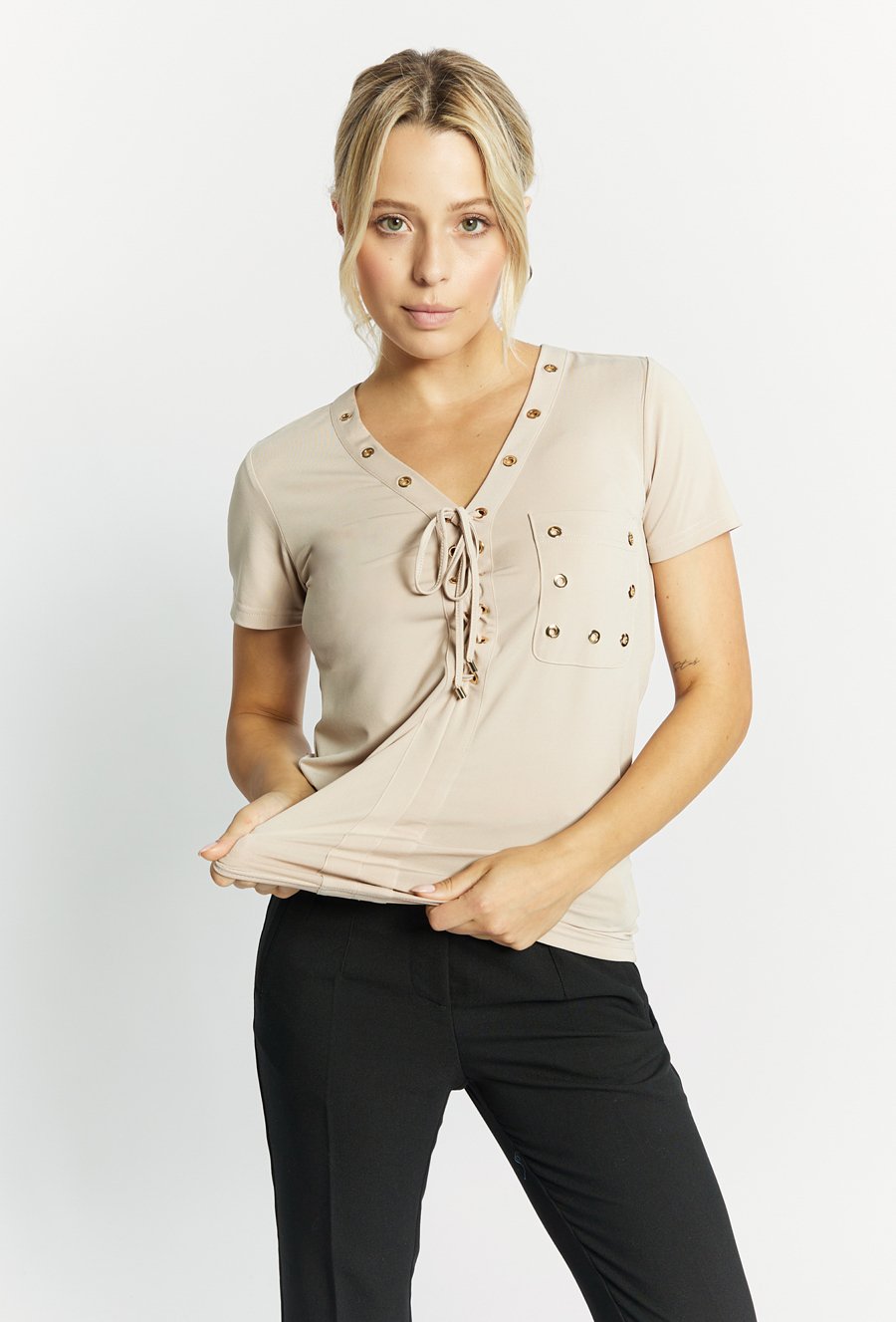 Bluzka damska z aplikacją