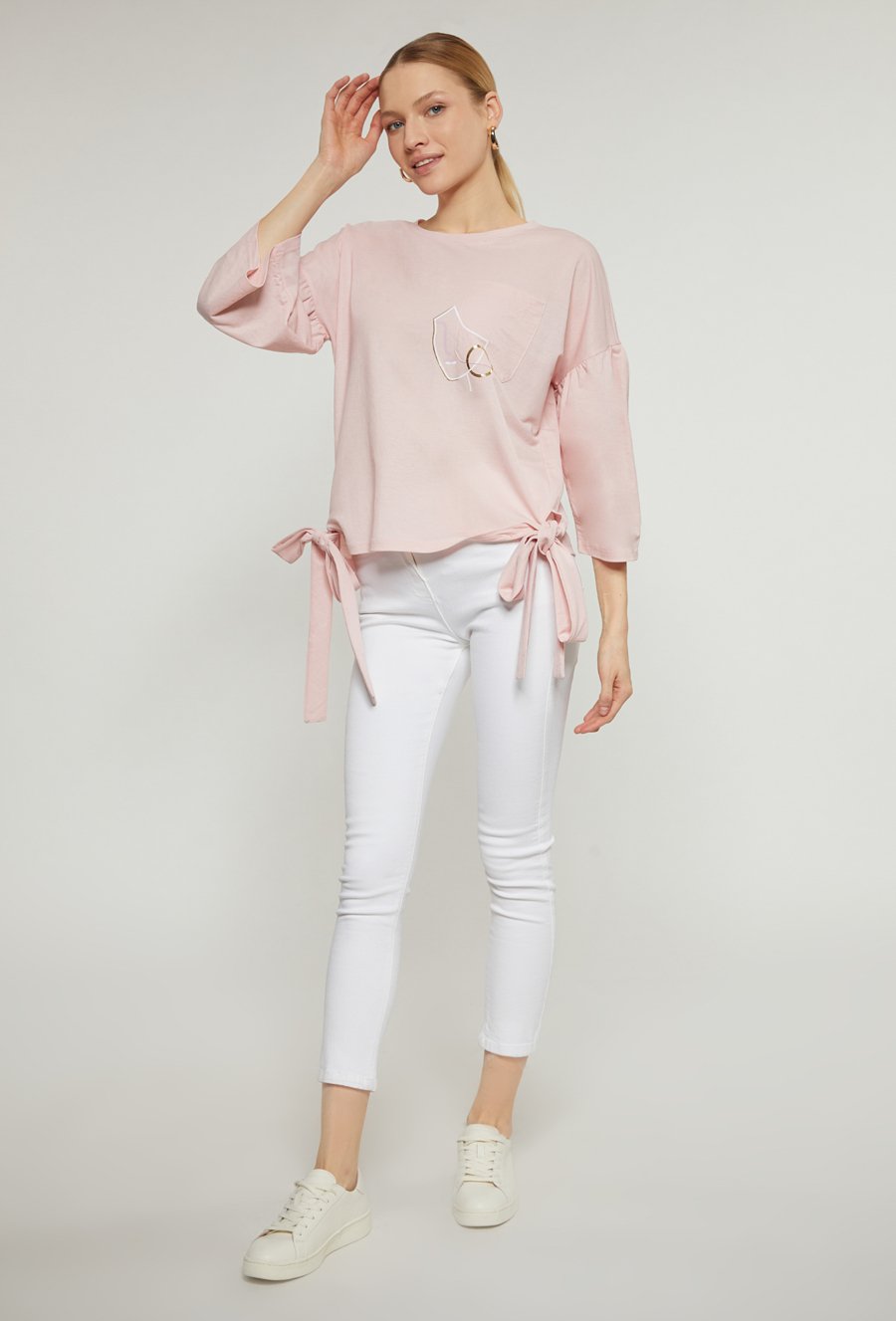 Bluzka damska z wiązaniami