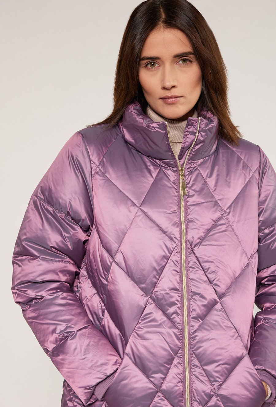 Pikowana kurtka ze st&oacute;jką