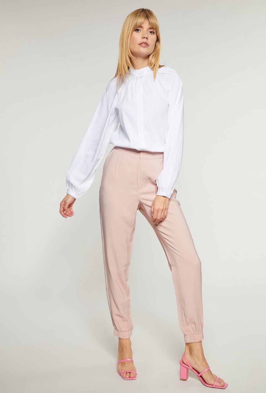 Koszula ze st&oacute;jką