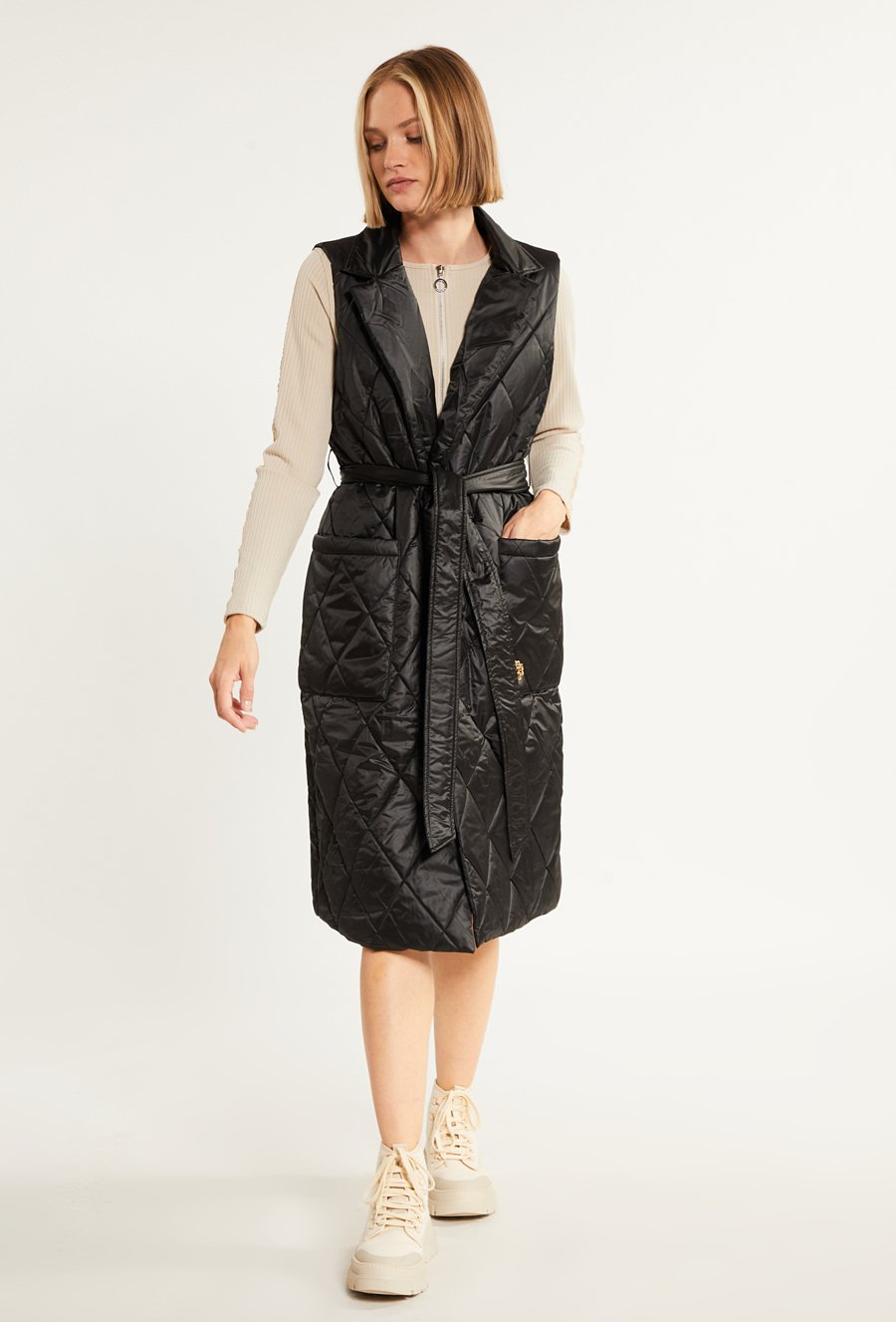 Kamizelka damska z pikowaniem