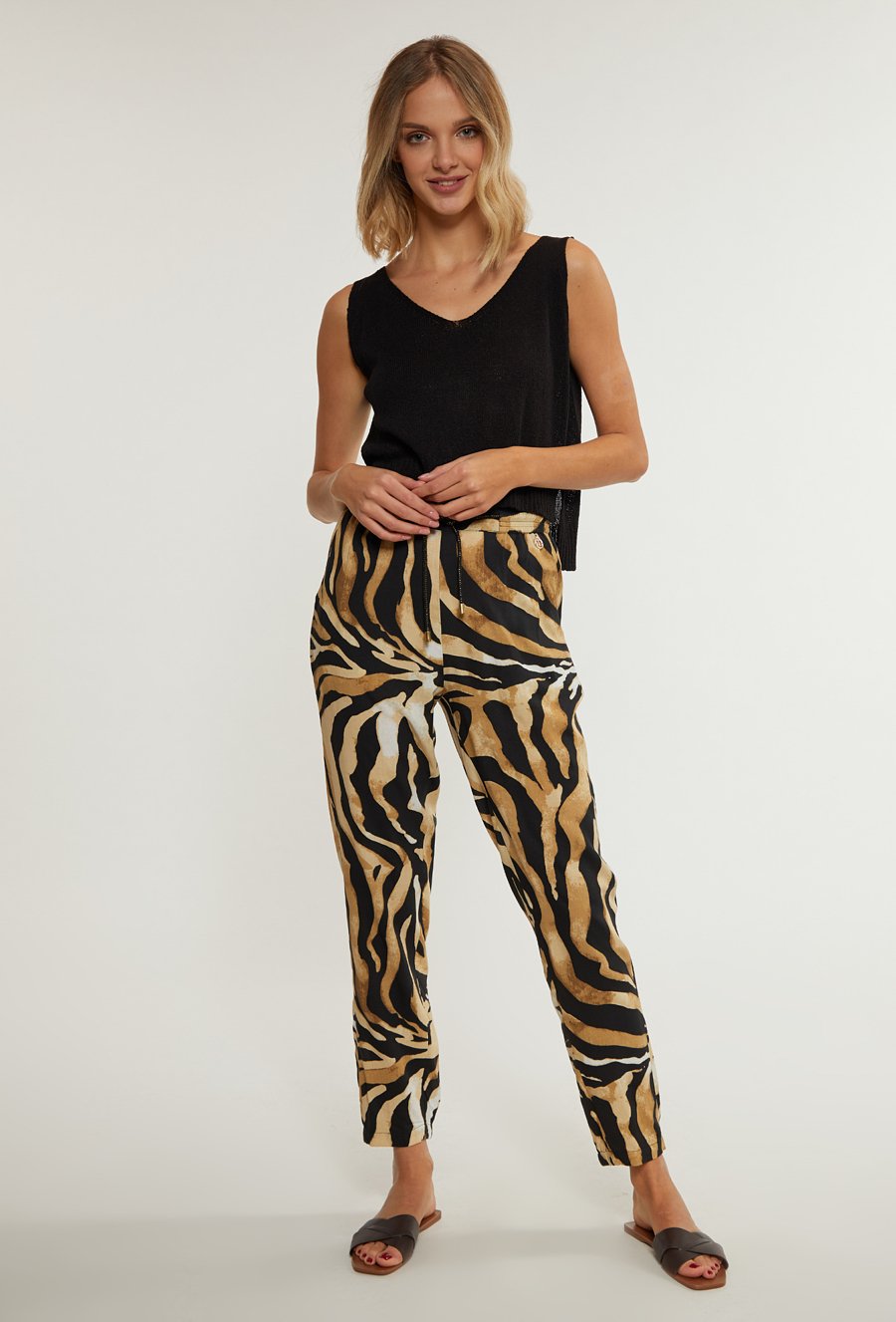 Wzorzyste spodnie damskie