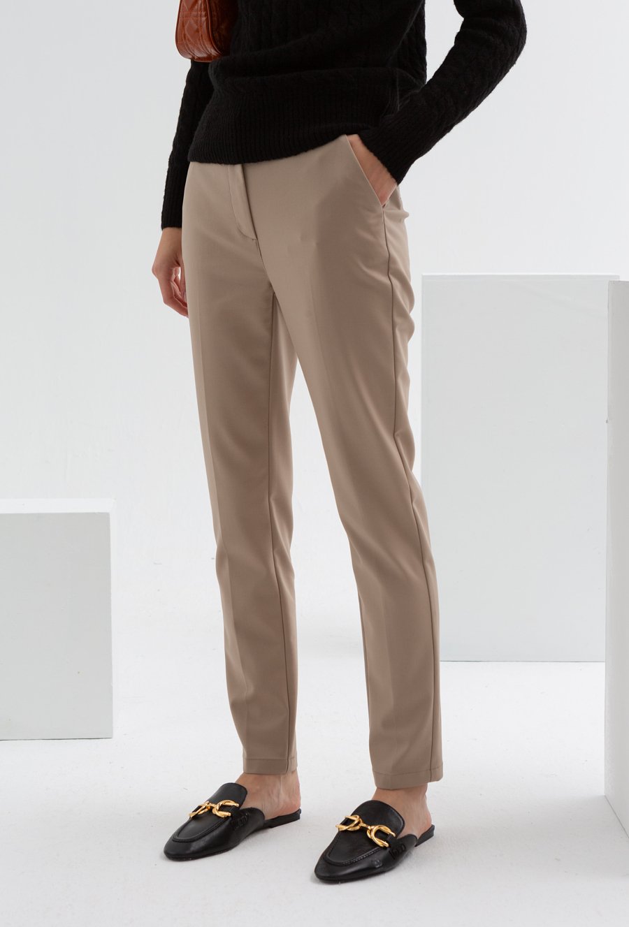 Spodnie typu cygaretki