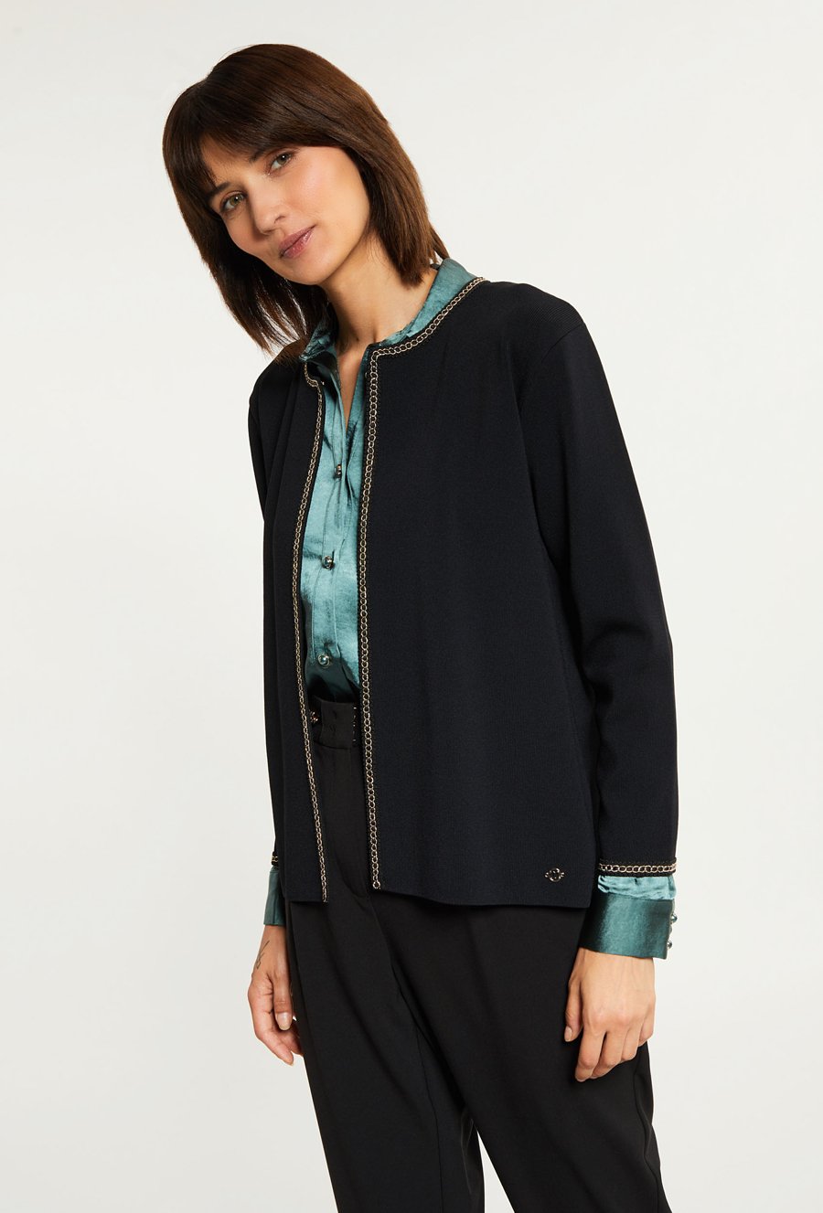 Klasyczny sweter damski