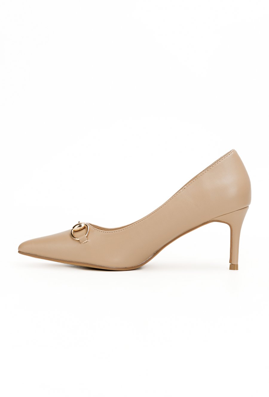 Beżowe cz&oacute;łenka z ozdobnym łańcuchem CATENA