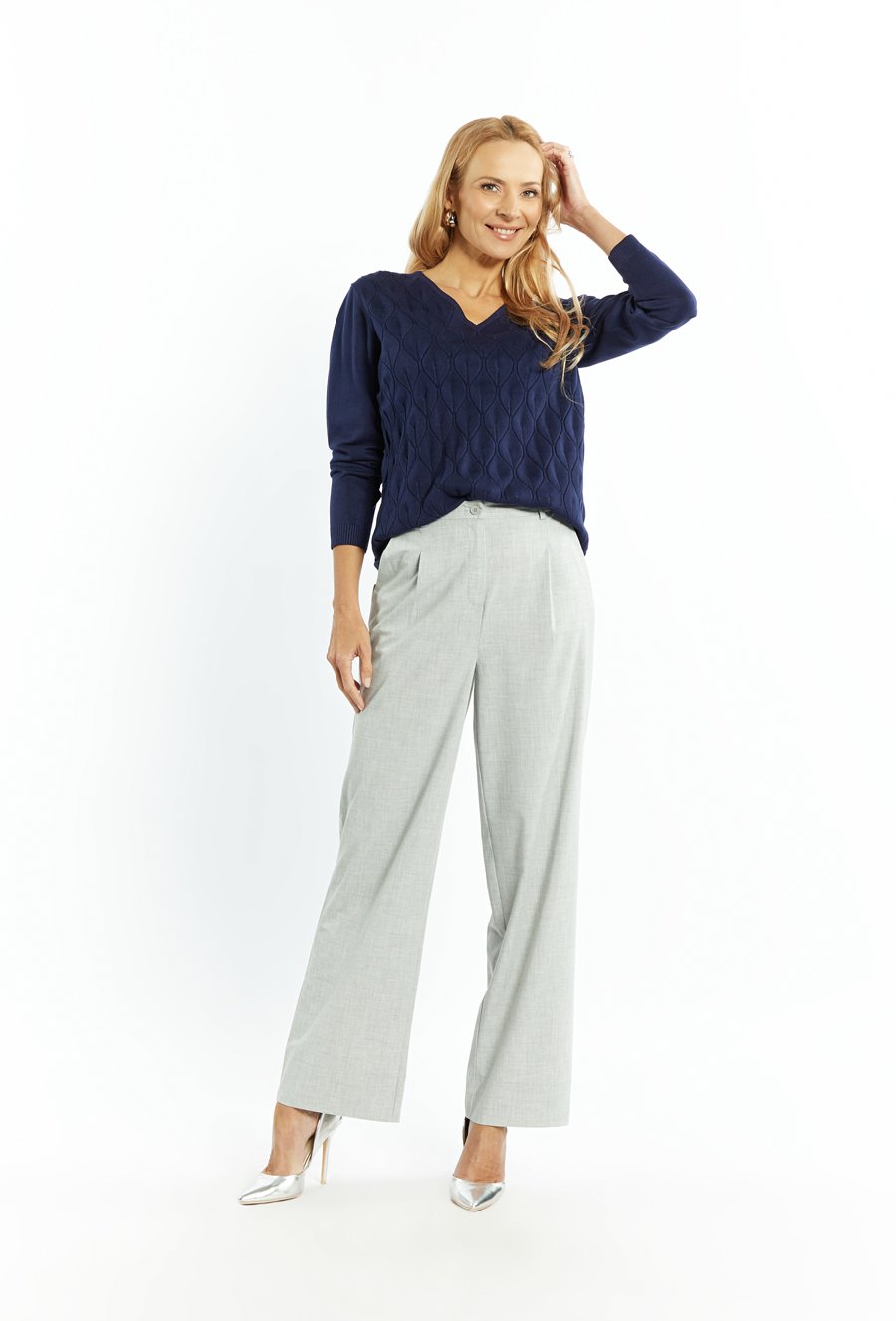 Sweter damski z ciekawym splotem