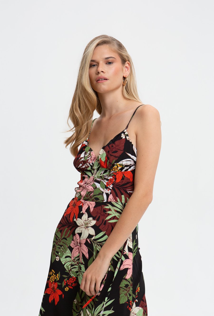 Sukienka w kwiatowy wz&oacute;r