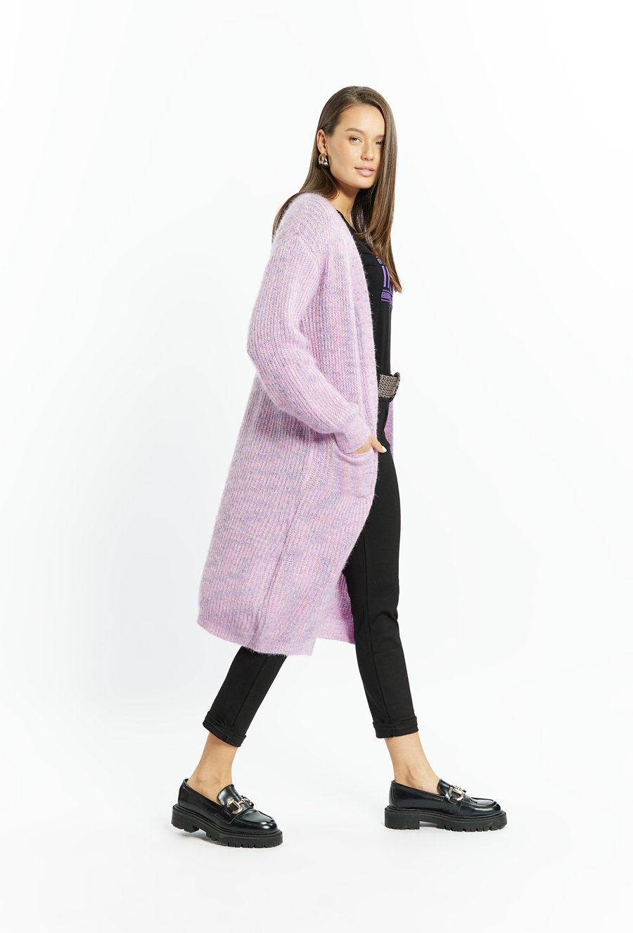 Kardigan damski z kr&oacute;tkim włosiem