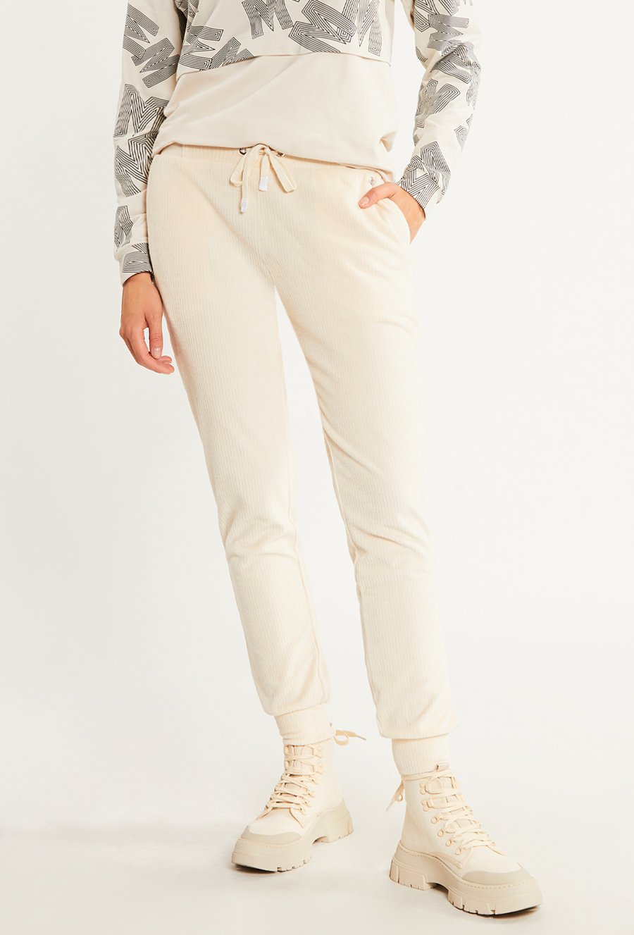 Spodnie z plisowanego materiału