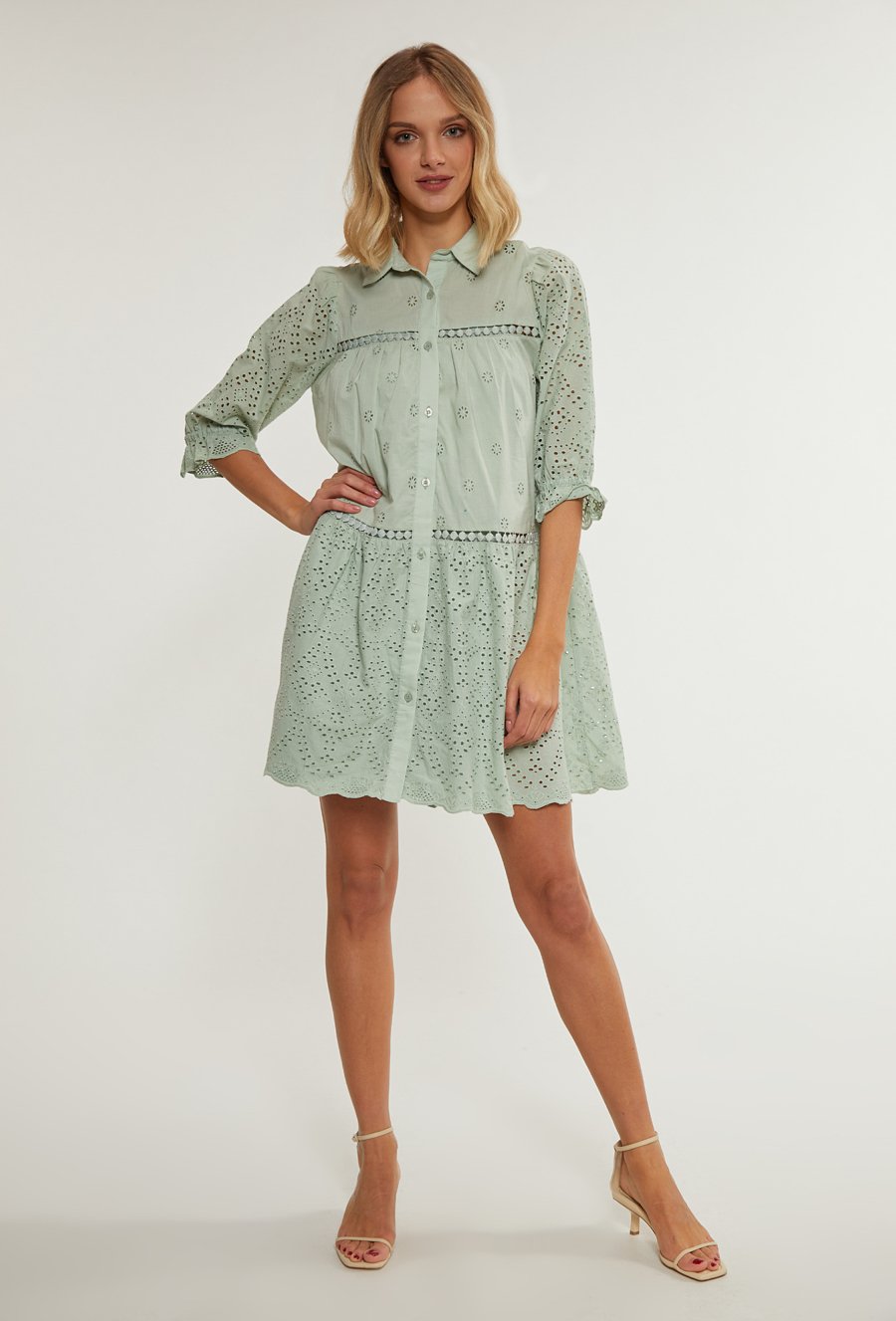 Ażurowa sukienka damska