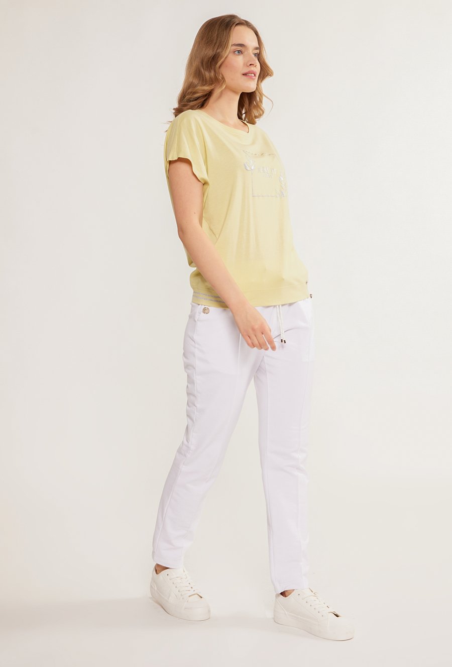 T-shirt damski z nadrukiem