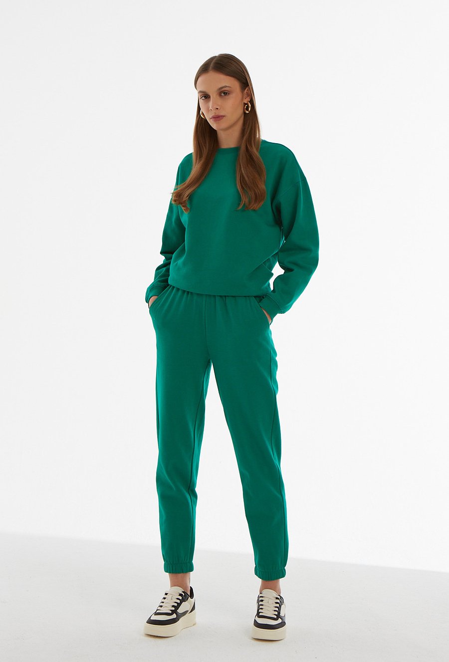 Zielona klasyczna bluza