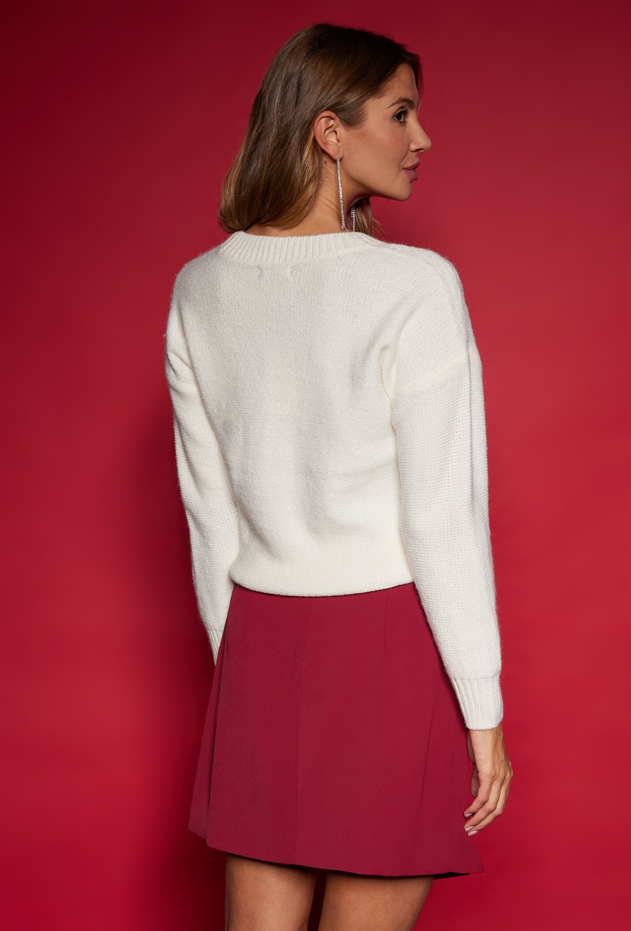 Sweter z warkoczowym splotem