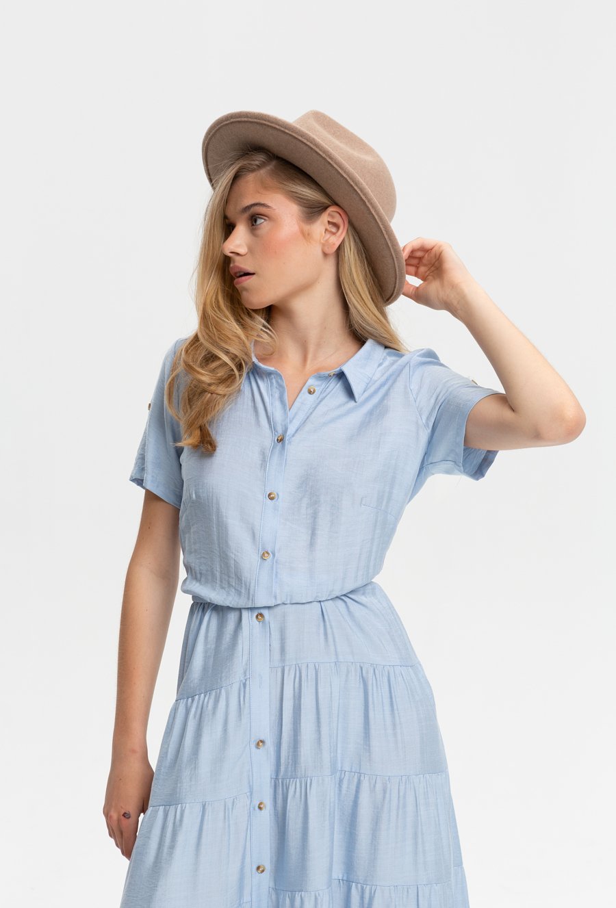 Długa wiskozowa sukienka na guziki