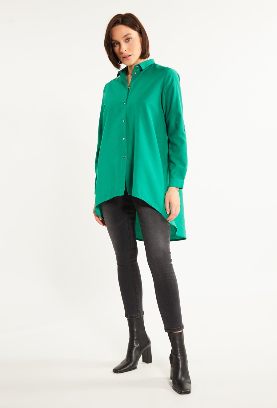 Asymetryczna koszula oversize