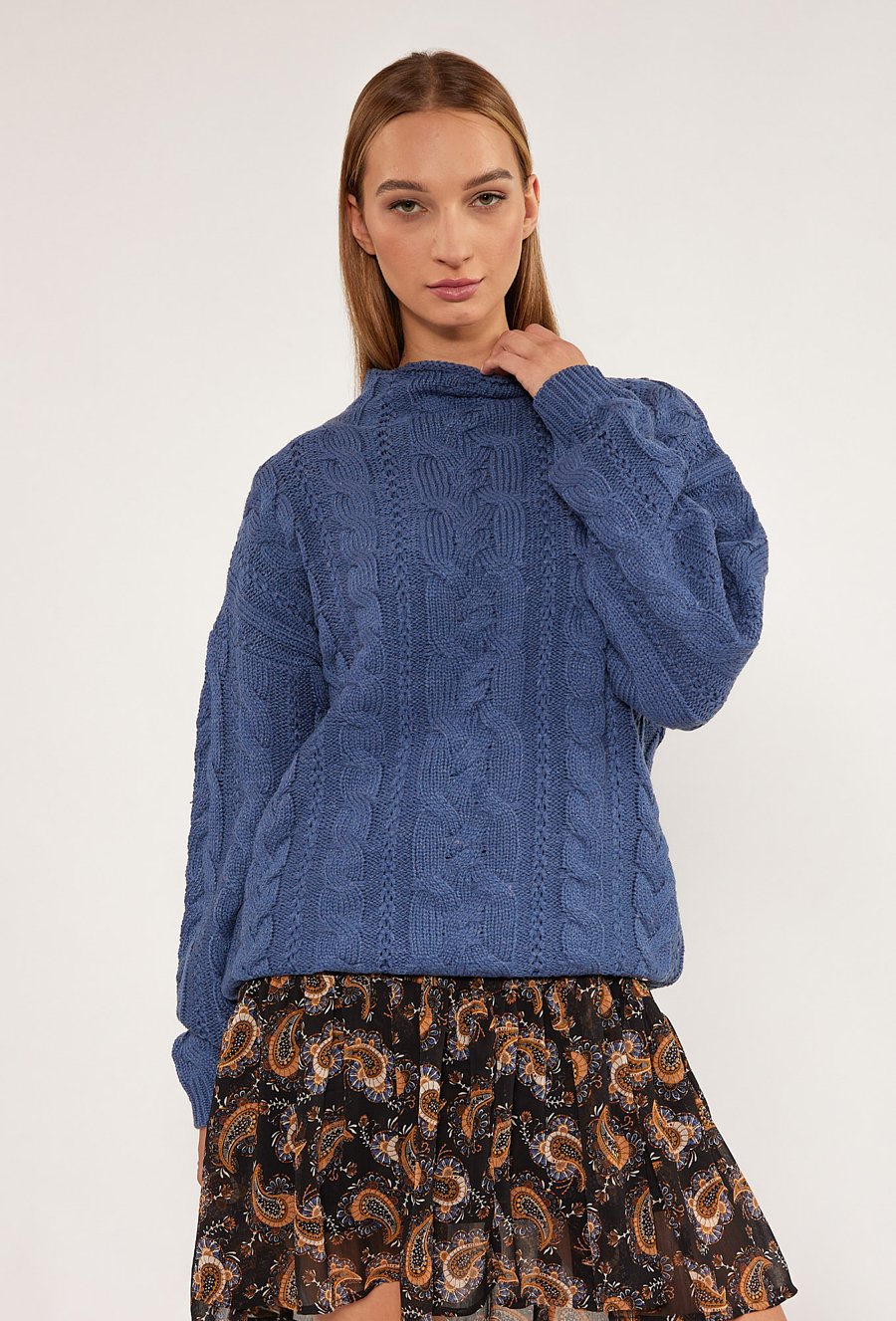 Pleciony sweter damski