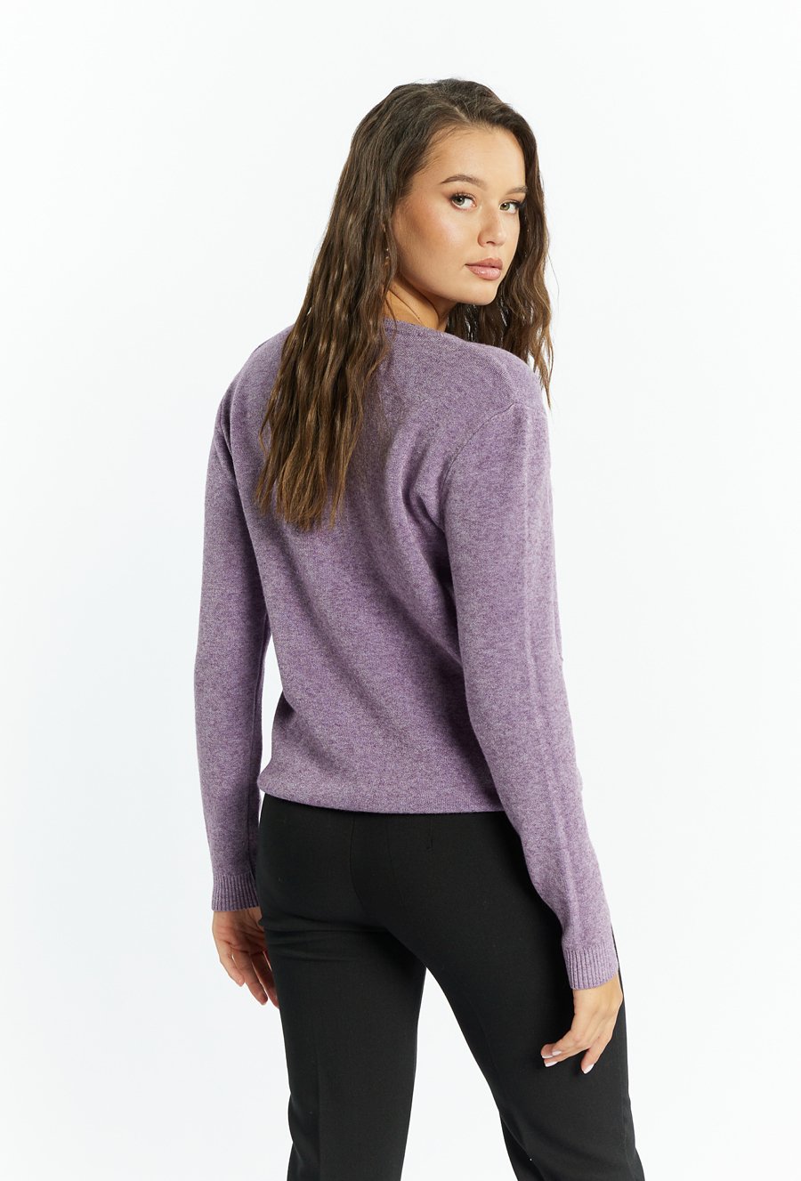 Wiskozowy sweter z dżetami