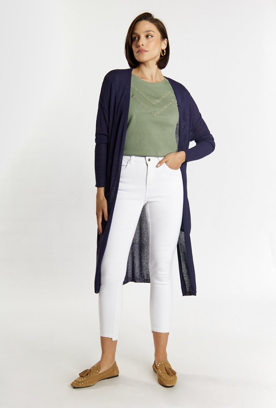 Długi kardigan z kieszeniami