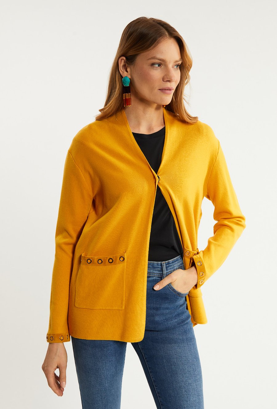 Kardigan damski z ozdobną aplikacją