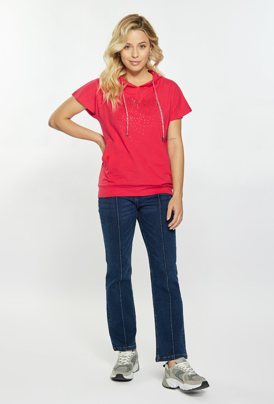 T-shirt damski z dżetowym wzorem