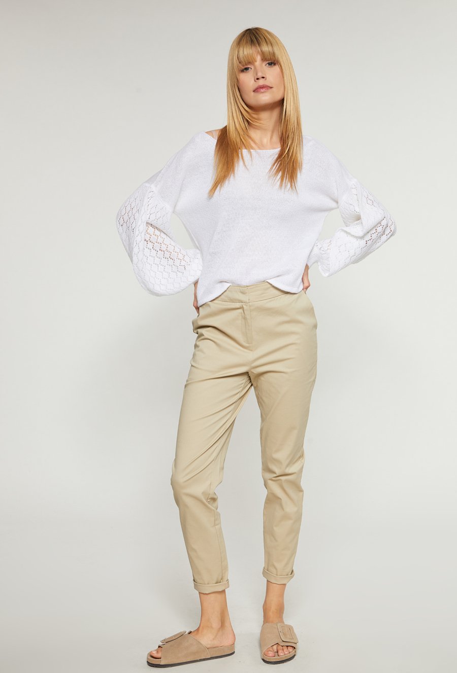 Spodnie typu chinosy