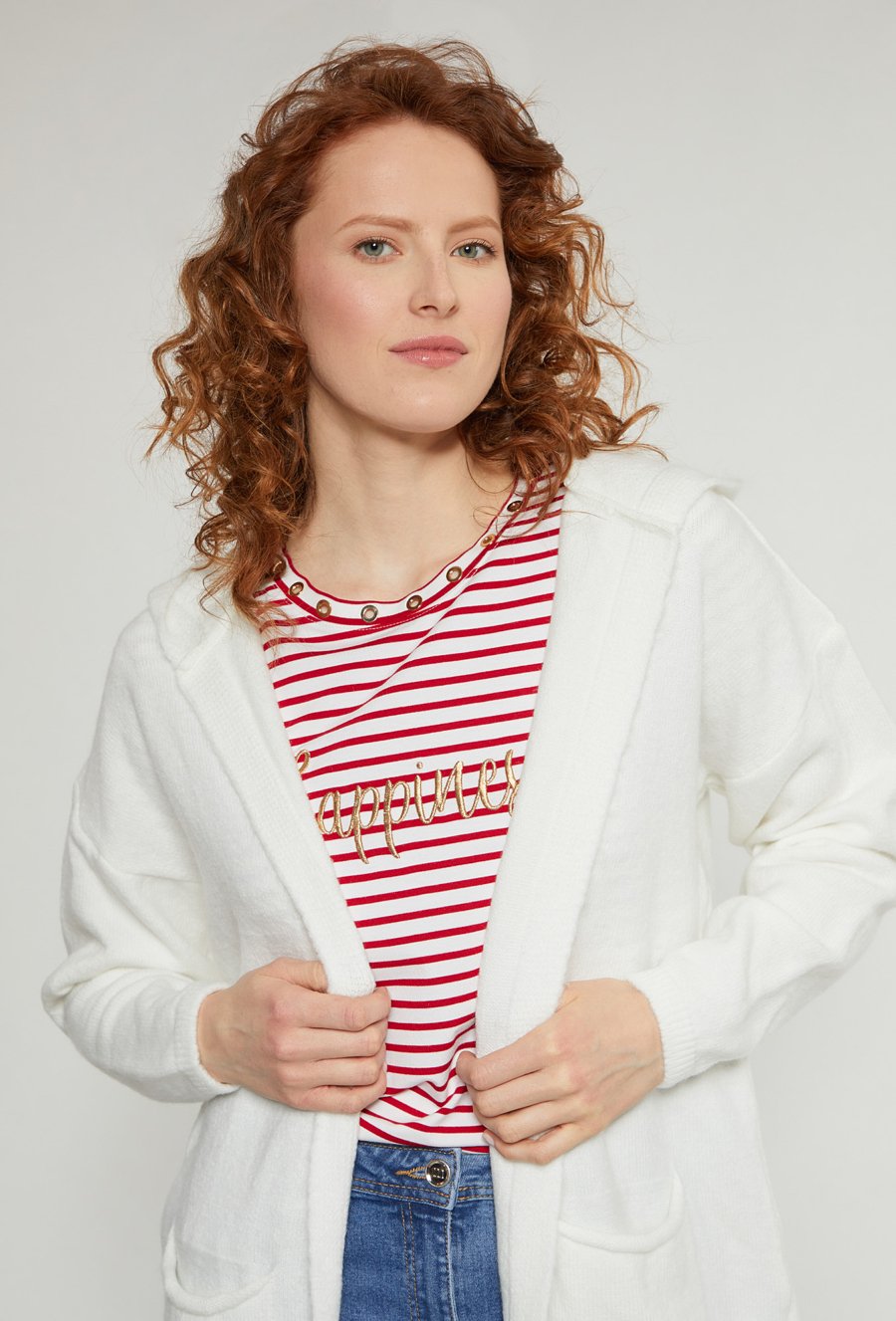 Sweter damski typu narzutka z kapturem