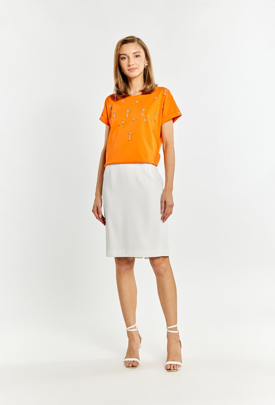 T-shirt z ozdobnymi elementami